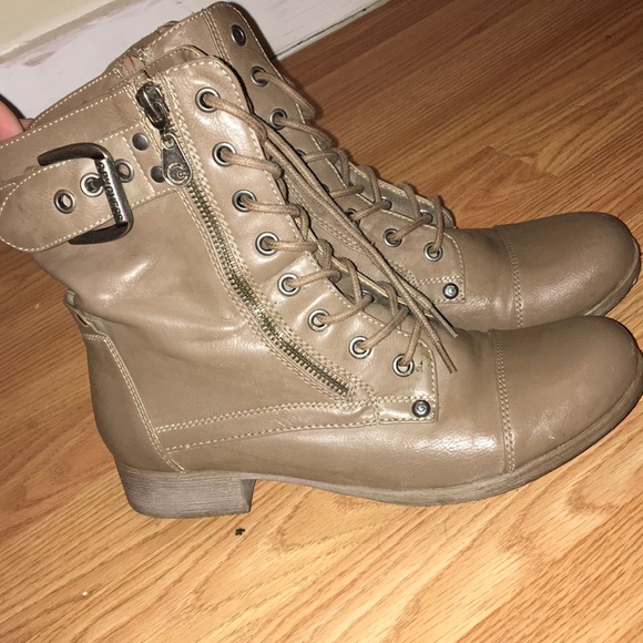 Guess Shoes - Guess boots size 6.5